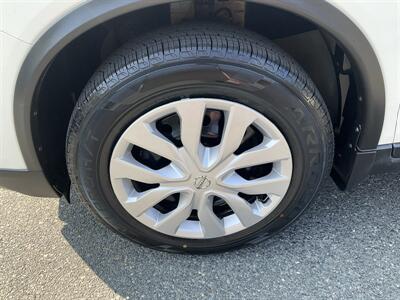 2017 Nissan Rogue S   - Photo 9 - Acton, MA 01720