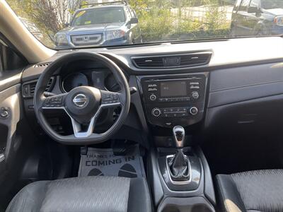 2017 Nissan Rogue S   - Photo 14 - Acton, MA 01720