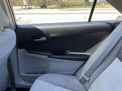 2012 Toyota Camry LE   - Photo 14 - Acton, MA 01720