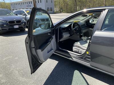 2012 Toyota Camry LE   - Photo 18 - Acton, MA 01720