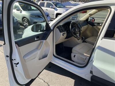 2017 Volkswagen Tiguan 2.0T S 4Motion   - Photo 18 - Acton, MA 01720
