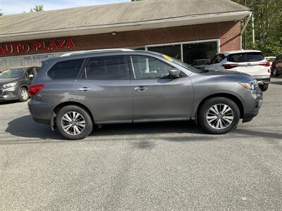 2019 Nissan Pathfinder S   - Photo 4 - Acton, MA 01720