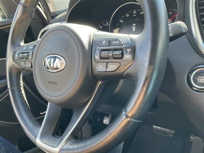 2017 Kia Sorento SX V6 - Photo 24 - Acton, MA 01720