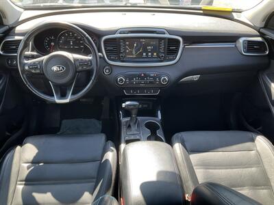 2017 Kia Sorento SX V6 - Photo 15 - Acton, MA 01720