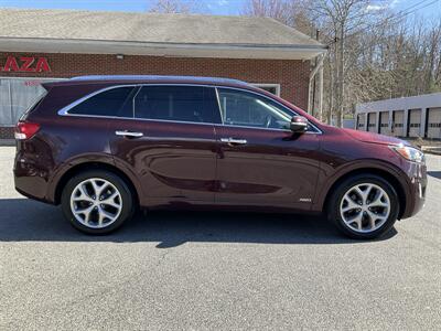 2017 Kia Sorento SX V6 - Photo 4 - Acton, MA 01720