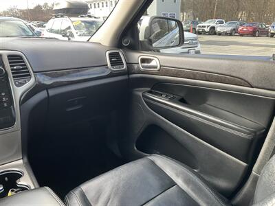 2011 Jeep Grand Cherokee Laredo - Photo 14 - Acton, MA 01720
