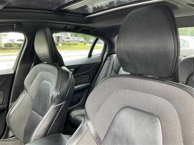 2019 Volvo S60 T6 R-Design - Photo 22 - Acton, MA 01720