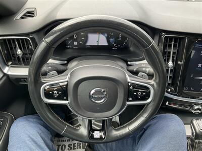 2019 Volvo S60 T6 R-Design - Photo 24 - Acton, MA 01720