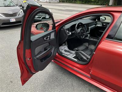 2019 Volvo S60 T6 R-Design - Photo 20 - Acton, MA 01720