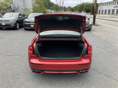 2019 Volvo S60 T6 R-Design - Photo 12 - Acton, MA 01720