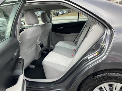 2014 Toyota Camry LE   - Photo 11 - Acton, MA 01720