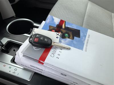 2014 Toyota Camry LE   - Photo 17 - Acton, MA 01720