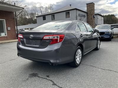 2014 Toyota Camry LE   - Photo 5 - Acton, MA 01720