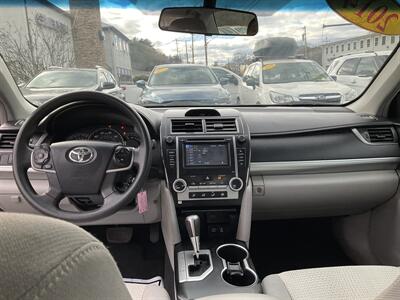 2014 Toyota Camry LE   - Photo 12 - Acton, MA 01720