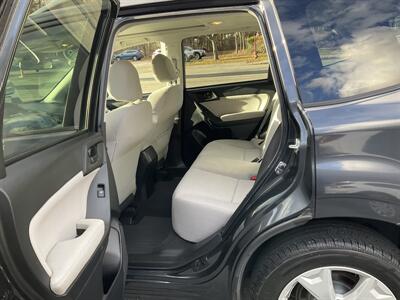 2015 Subaru Forester 2.5i Premium - Photo 13 - Acton, MA 01720