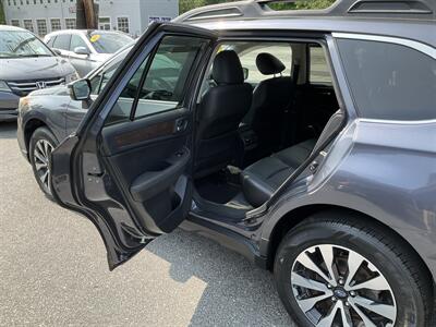 2015 Subaru Outback 2.5i Limited - Photo 14 - Acton, MA 01720