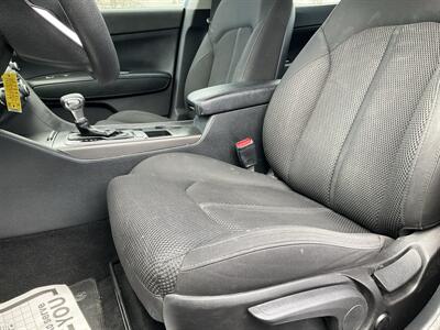 2019 Kia Optima LX   - Photo 20 - Acton, MA 01720