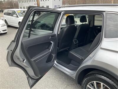 2020 Volkswagen Tiguan SE   - Photo 14 - Acton, MA 01720