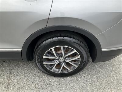 2020 Volkswagen Tiguan SE   - Photo 11 - Acton, MA 01720