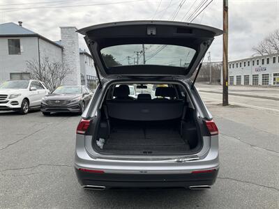 2020 Volkswagen Tiguan SE   - Photo 12 - Acton, MA 01720