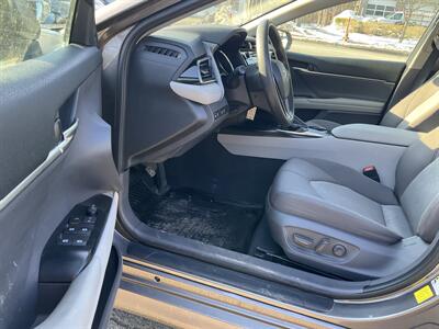 2020 Toyota Camry LE   - Photo 20 - Acton, MA 01720