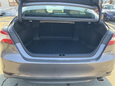 2020 Toyota Camry LE   - Photo 12 - Acton, MA 01720