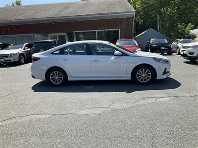 2018 Hyundai SONATA SE - Photo 4 - Acton, MA 01720