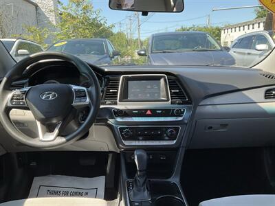 2018 Hyundai SONATA SE - Photo 12 - Acton, MA 01720