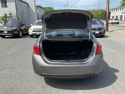 2018 Toyota Corolla SE - Photo 11 - Acton, MA 01720