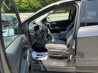 2017 Ford Escape SE   - Photo 17 - Acton, MA 01720