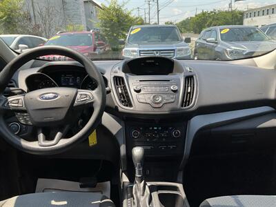 2017 Ford Escape SE   - Photo 14 - Acton, MA 01720