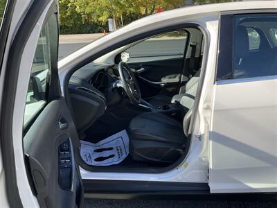 2013 Ford Focus Titanium - Photo 17 - Acton, MA 01720