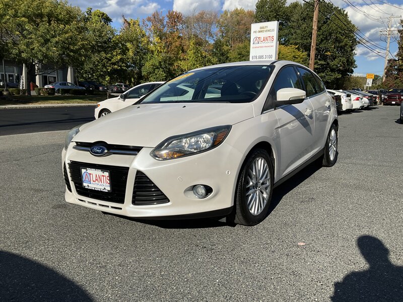 2013 Ford Focus Titanium   - Photo 1 - Acton, MA 01720