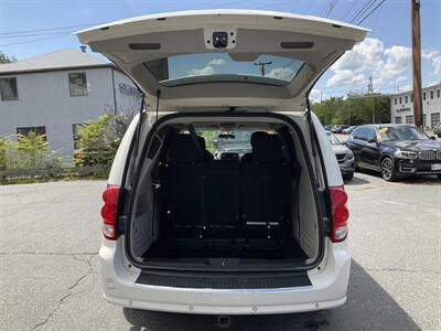 2013 Dodge Grand Caravan SXT   - Photo 11 - Acton, MA 01720