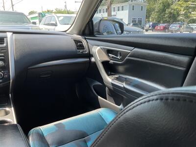 2013 Nissan Altima 3.5 SL   - Photo 12 - Acton, MA 01720