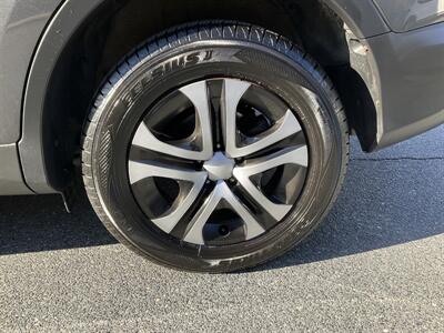 2015 Toyota RAV4 LE   - Photo 9 - Acton, MA 01720