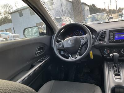 2019 Honda HR-V LX   - Photo 14 - Acton, MA 01720