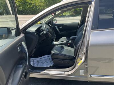 2012 Nissan Rogue SV w/SL Package   - Photo 16 - Acton, MA 01720