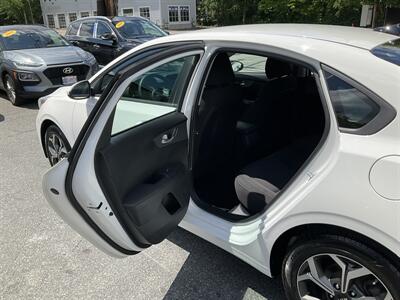 2020 Kia Forte LXS   - Photo 14 - Acton, MA 01720