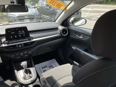 2020 Kia Forte LXS   - Photo 20 - Acton, MA 01720