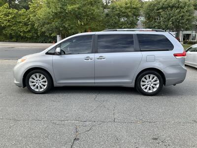 2013 Toyota Sienna Limited 7-Passenger - Photo 8 - Acton, MA 01720