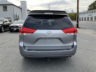 2013 Toyota Sienna Limited 7-Passenger - Photo 6 - Acton, MA 01720