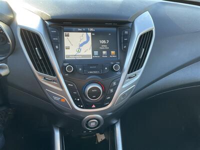2017 Hyundai VELOSTER Value Edition - Photo 23 - Acton, MA 01720