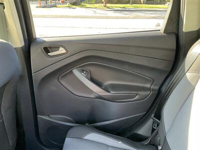 2017 Ford Escape SE   - Photo 15 - Acton, MA 01720