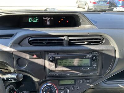 2012 Toyota Prius c One   - Photo 19 - Acton, MA 01720