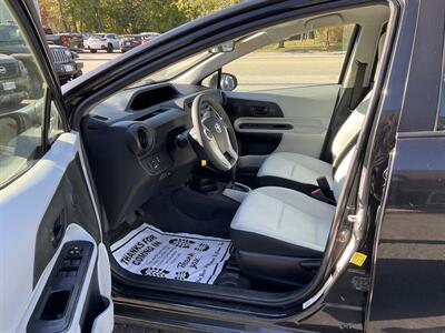 2012 Toyota Prius c One   - Photo 15 - Acton, MA 01720