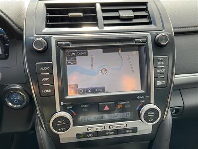 2014 Toyota Camry Hybrid SE   - Photo 18 - Acton, MA 01720