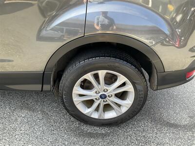 2017 Ford Escape SE   - Photo 11 - Acton, MA 01720