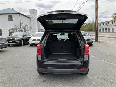 2017 Chevrolet Equinox LT   - Photo 11 - Acton, MA 01720