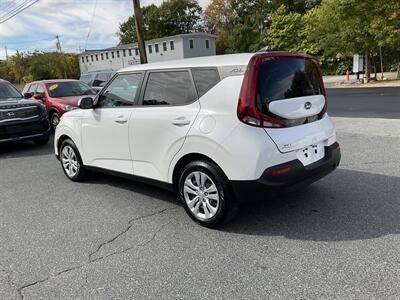 2021 Kia Soul LX   - Photo 7 - Acton, MA 01720